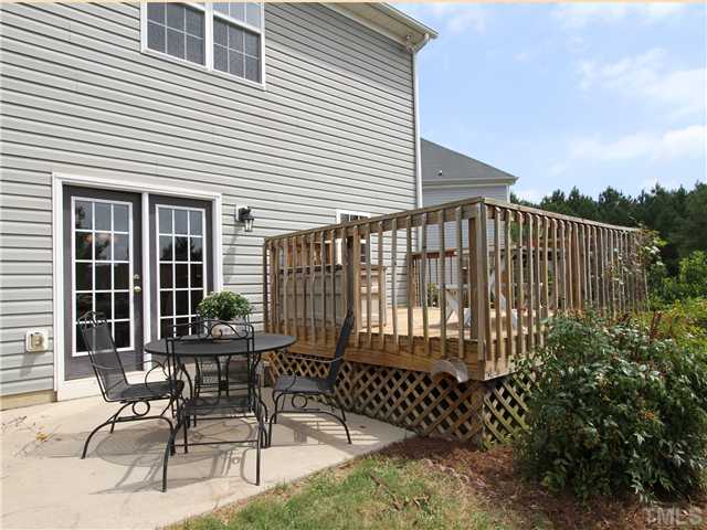 Deck & Patio for Outdoor Living