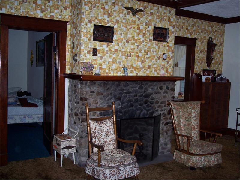 woodburning firlplace in the living room