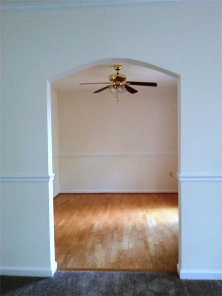 Dining Room-Main